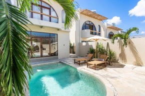 Amani Villa 3 New, Luxury, Mediterranean, Private Pool, Canggu